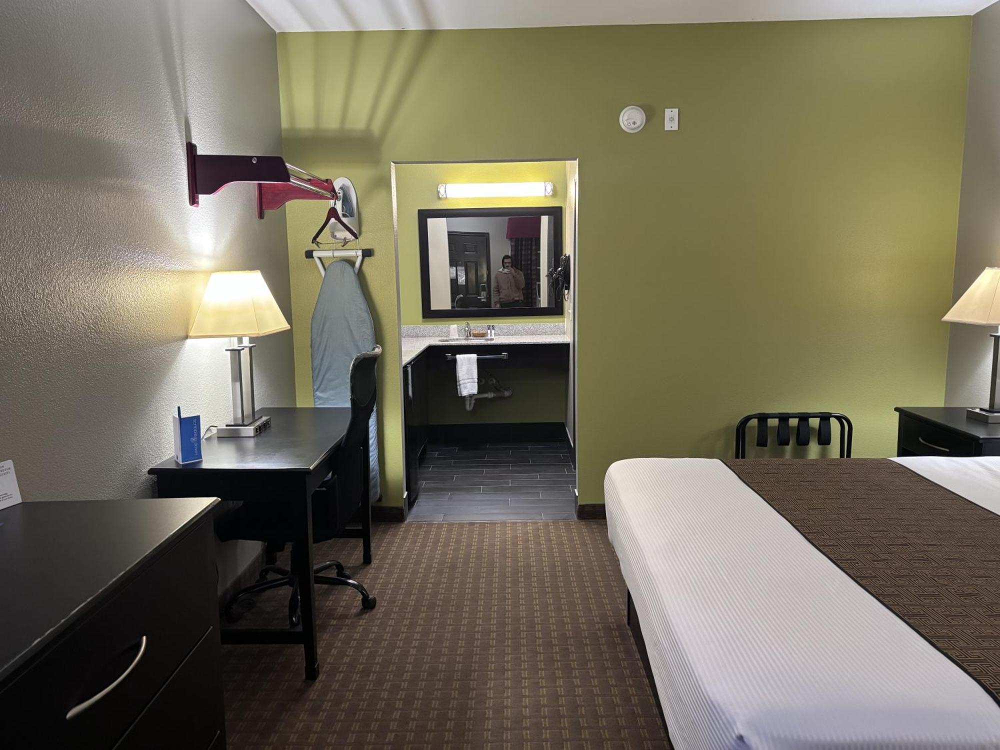 Dilley Rodeway Inn מראה חיצוני תמונה